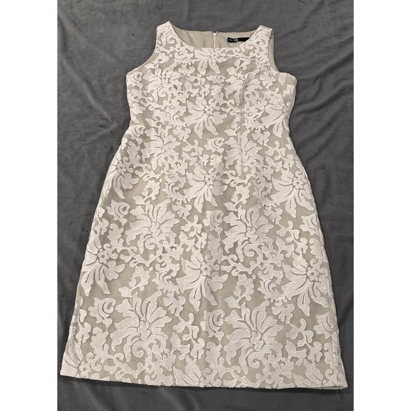 Leslie Fay Dresses & Skirts - Leslie Fay White Floral Lace Sleeveless Shift Dress Champagne Lining Size 6